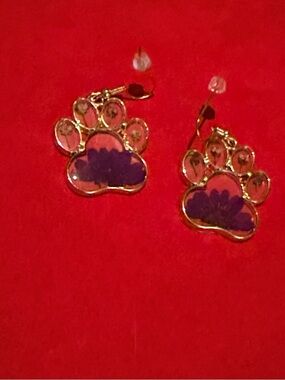 NWOT Gold Paw Print Drop Earrings with Purple Flower Accent - Women Jewelry
